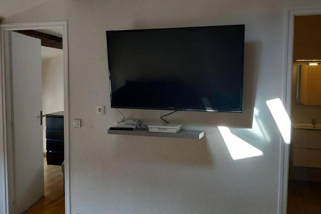 Appartement Proche Marche Au Coeur Du Centre + Wifi La Rochelle  Eksteriør billede