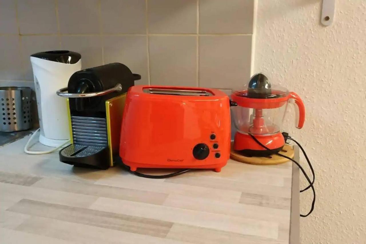 Appartement Proche Marche Au Coeur Du Centre + Wifi La Rochelle  Eksteriør billede